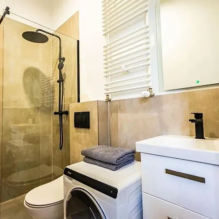 Appartement Lovely In *